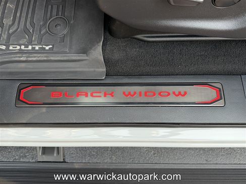 Used 2025 Ford F250 XLT w/ Black Appearance Package AWD/4WD image 5