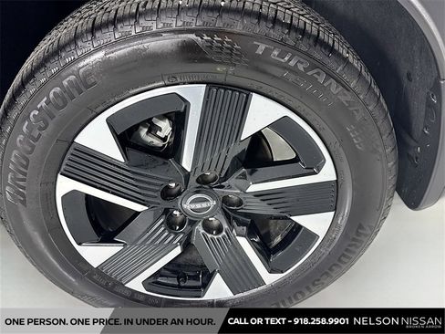 Certified 2025 Nissan Kicks SV image 28