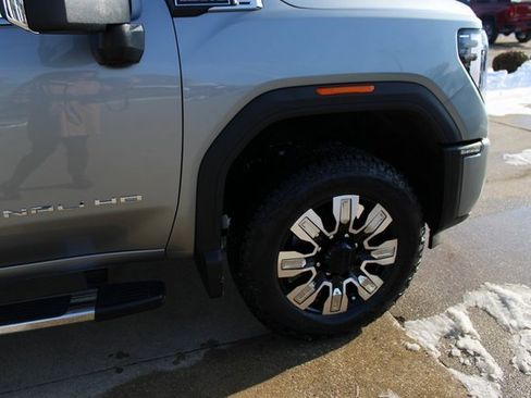 New 2026 GMC Sierra 3500 Denali w/ Denali Reserve Package image 11