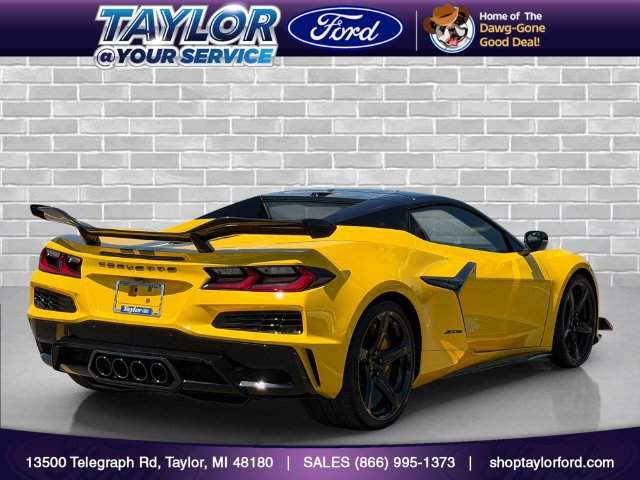 Used 2026 Chevrolet Corvette Z06 RWD image 3
