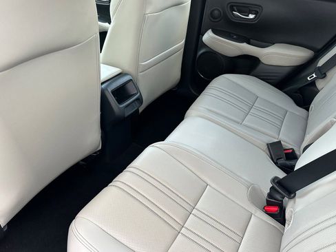 New 2026 Honda HR-V EX-L image 9