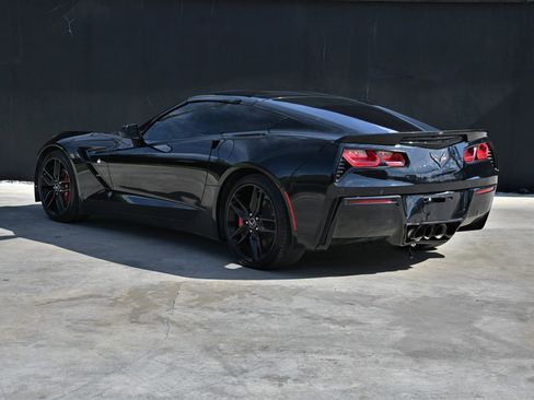 Used 2015 Chevrolet Corvette Stingray Coupe w/ ZF1 Appearance Package image 3