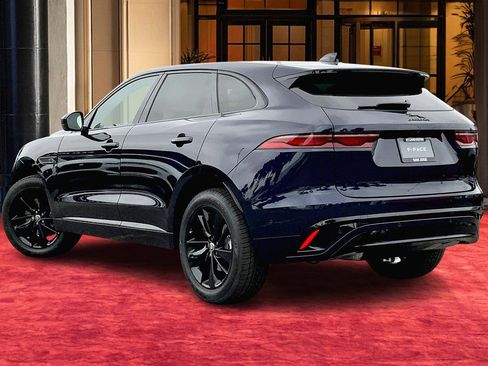 New 2025 Jaguar F-PACE R-Dynamic S image 4