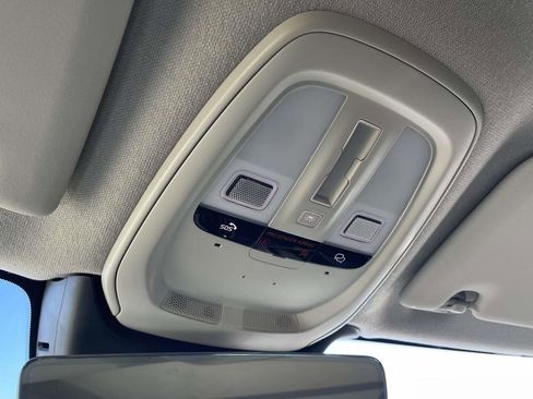 New 2026 Volvo XC40 B4 Core w/ Climate Package image 22