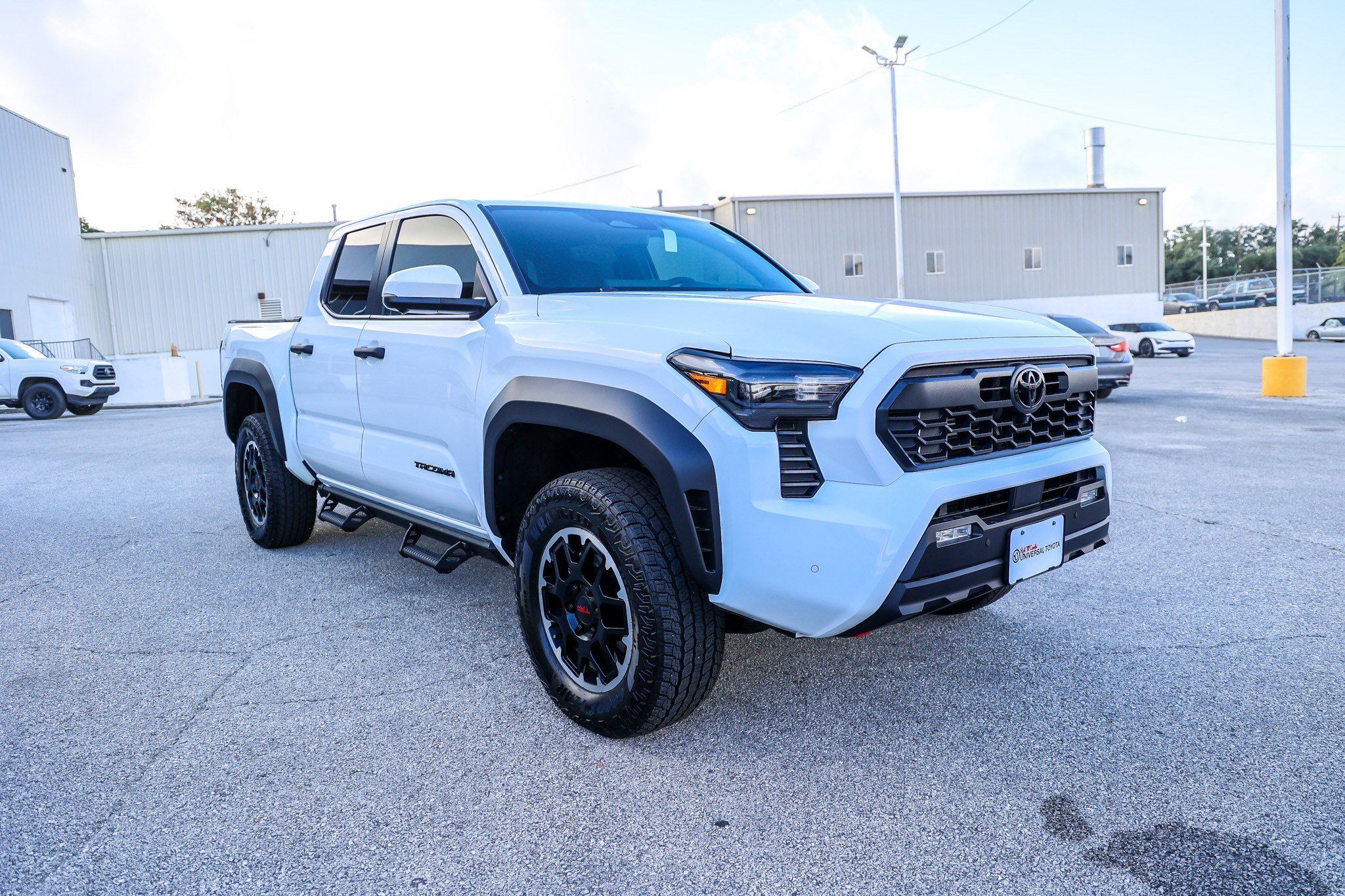 Certified 2026 Toyota Tacoma TRD Off-Road w/ TRD Off Road Premium Package AWD/4WD image 5