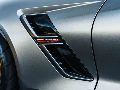 Used 2019 Chevrolet Corvette Grand Sport RWD image 48