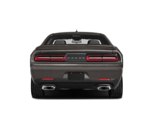 Used 2015 Dodge Challenger SXT RWD image 13