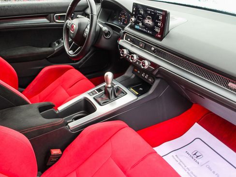 Used 2024 Honda Civic Type R image 17