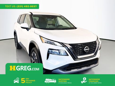 Used 2023 Nissan Rogue SV image 1