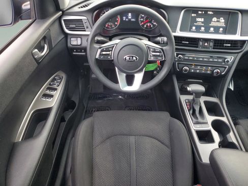 Certified 2020 Kia Optima LX image 10