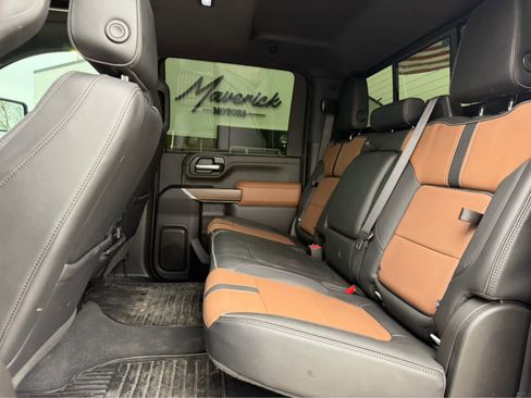 Used 2022 Chevrolet Silverado 3500 High Country image 7