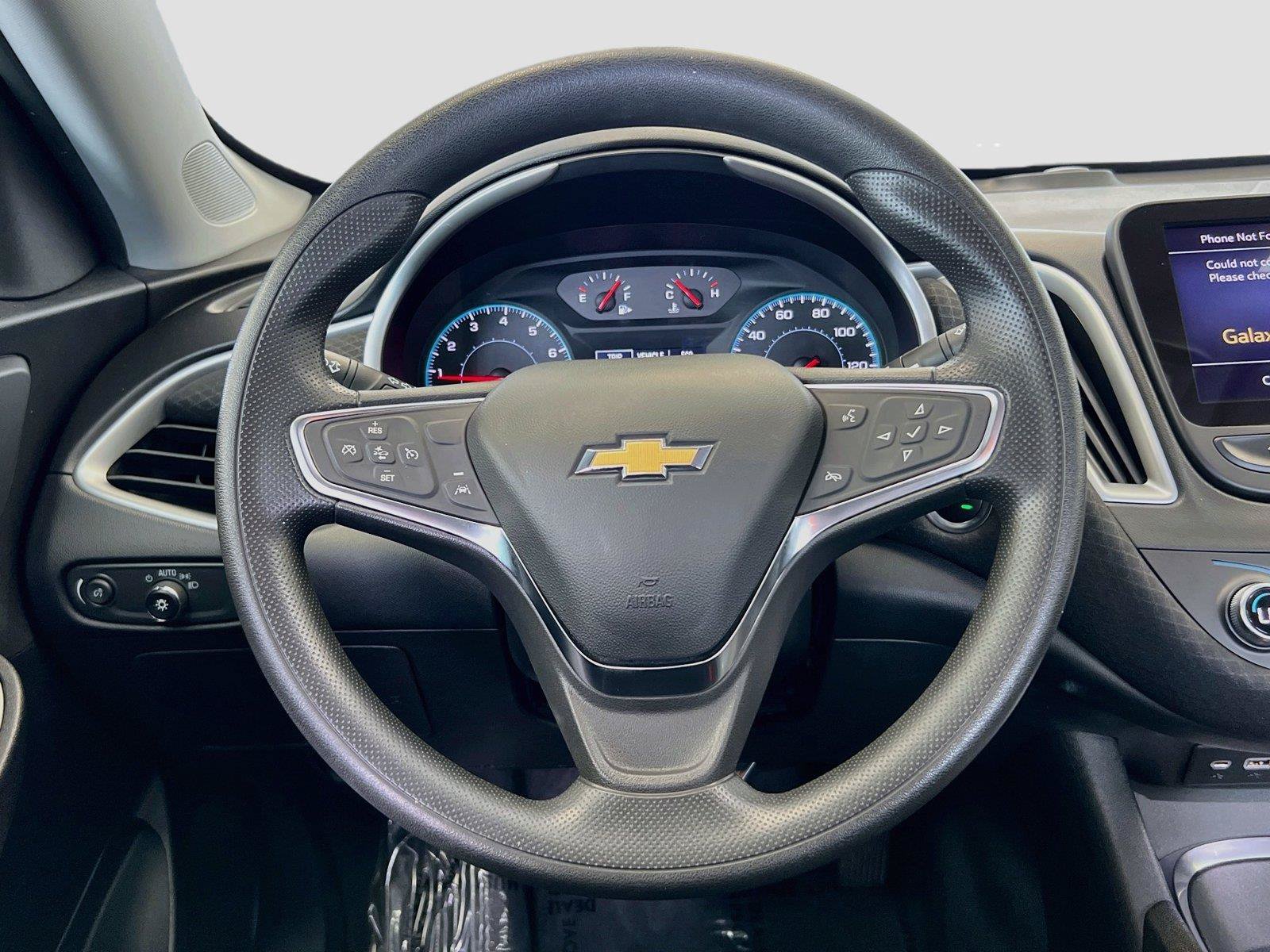 Used 2024 Chevrolet Malibu LT FWD image 17