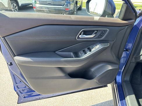 Used 2021 Nissan Rogue SL image 9