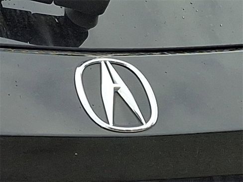 Used 2023 Acura MDX SH-AWD w/ Technology Package image 35