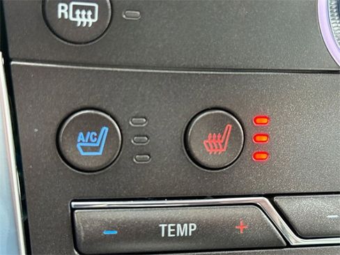 Used 2019 Ford Edge Titanium w/ Equipment Group 301A image 30