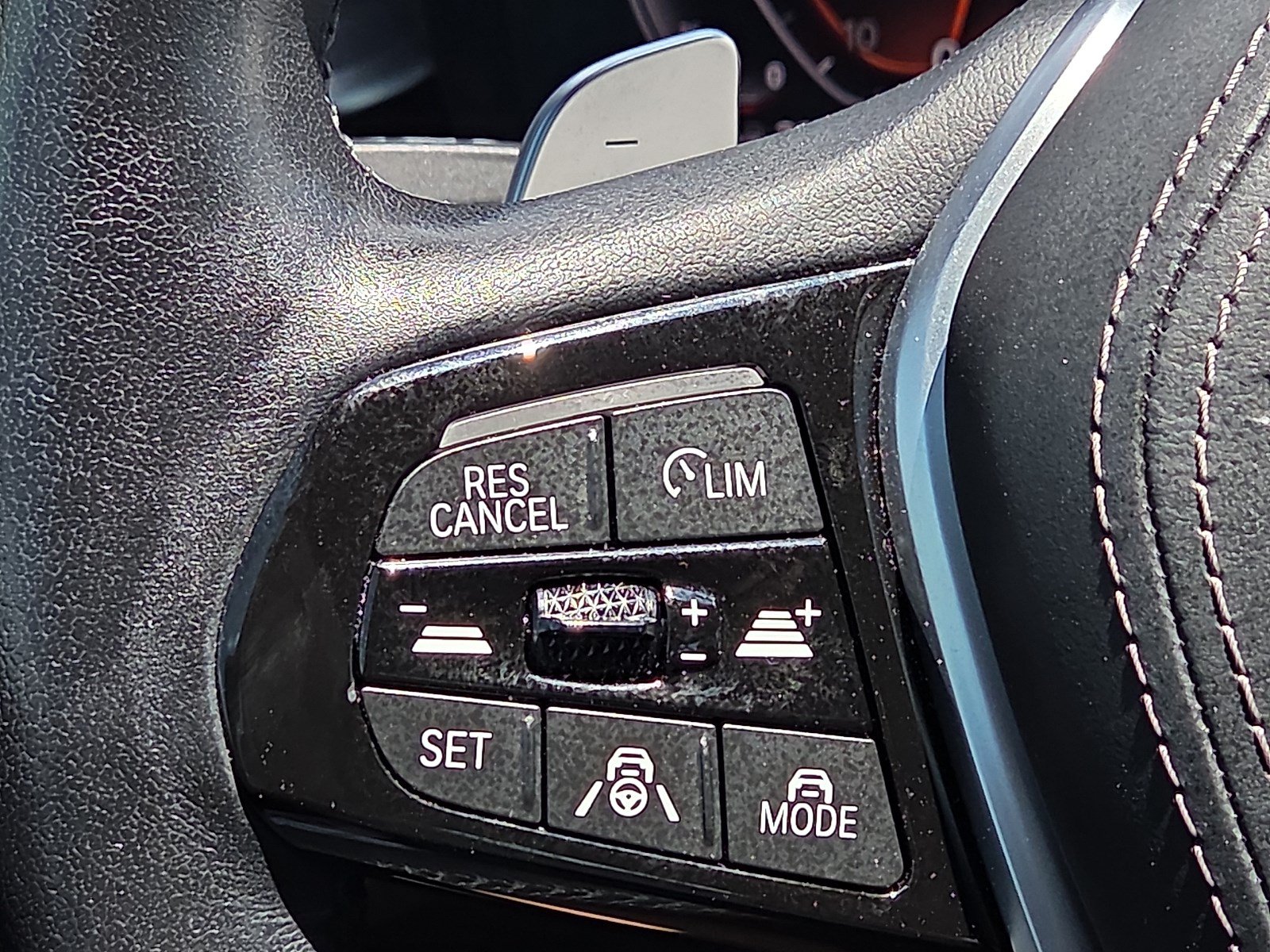 Certified 2023 BMW 530i xDrive AWD/4WD image 21