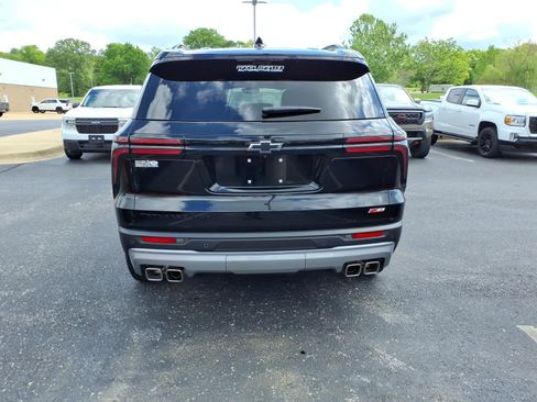 Used 2025 Chevrolet Traverse Z71 w/ Enhanced Driving Package AWD/4WD image 4