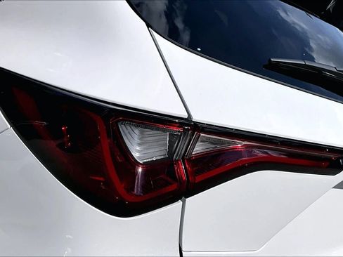 Certified 2026 Acura MDX SH-AWD w/ Technology Package image 29