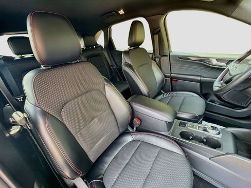 Used 2023 Ford Escape ST-Line w/ Tech Pack #1 AWD/4WD image 30