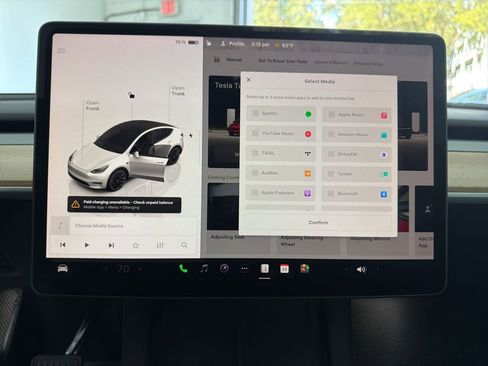 Used 2023 Tesla Model Y Long Range image 31