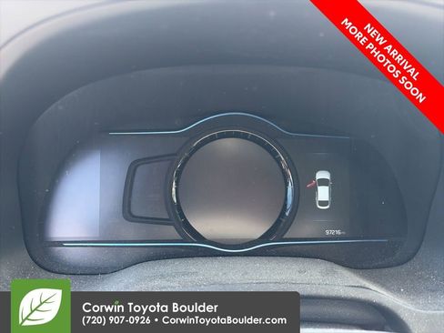 Used 2017 Hyundai Ioniq Limited w/ Ultimate Package 03 FWD image 9