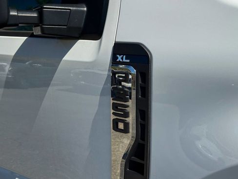 Used 2024 Ford F350 XL w/ Snow Plow Prep Package AWD/4WD image 12