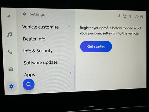 Used 2025 Toyota Camry SE image 37