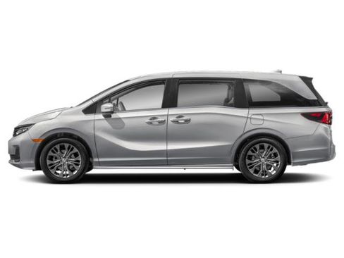 New 2026 Honda Odyssey Touring image 6