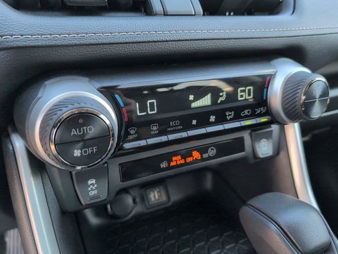 Used 2024 Toyota RAV4 XLE FWD image 18