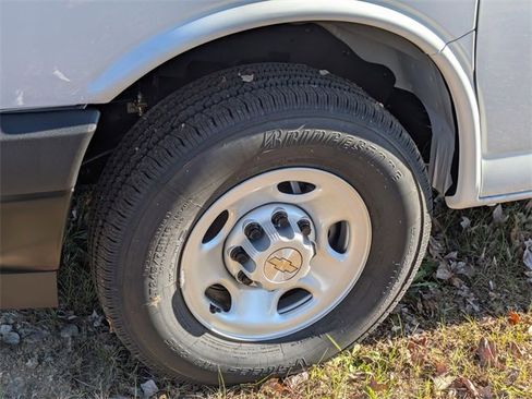 New 2025 Chevrolet Express 2500 w/ Driver Convenience Package image 7