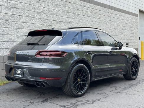 Used 2018 Porsche Macan GTS image 3