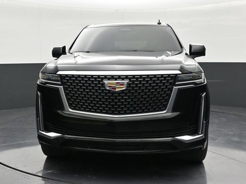 Used 2023 Cadillac Escalade Luxury RWD image 8