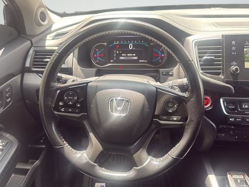 Used 2020 Honda Pilot Touring image 14