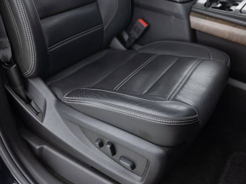 Used 2018 GMC Yukon Denali AWD/4WD image 27