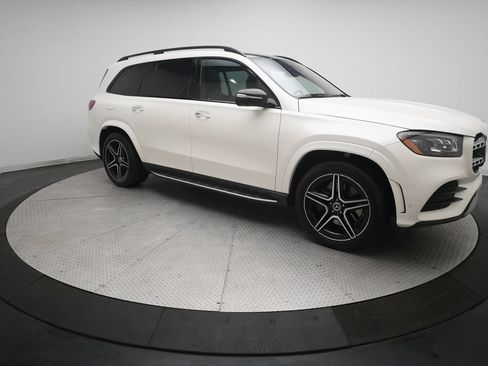 Used 2022 Mercedes-Benz GLS 450 4MATIC image 38