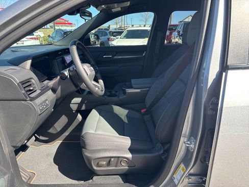 New 2026 GMC Terrain AT4 AWD/4WD image 21