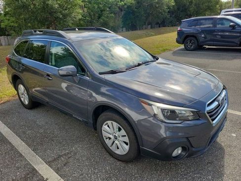 Used 2018 Subaru Outback 2.5i Premium AWD/4WD image 3
