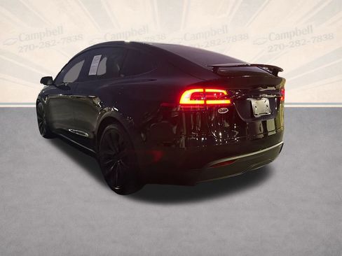 Used 2023 Tesla Model X image 3