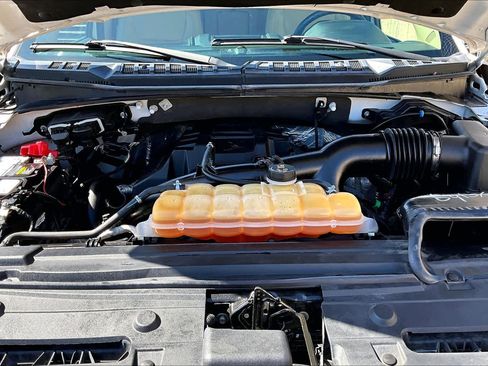 Used 2017 Ford F150 Lariat image 32