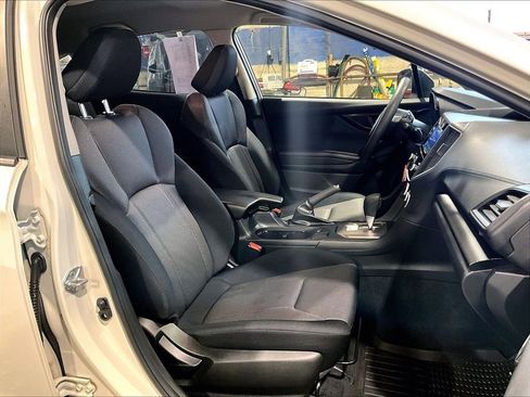 Used 2023 Subaru Crosstrek 2.0i image 7