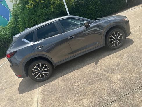 Used 2018 MAZDA CX-5 Touring FWD image 6