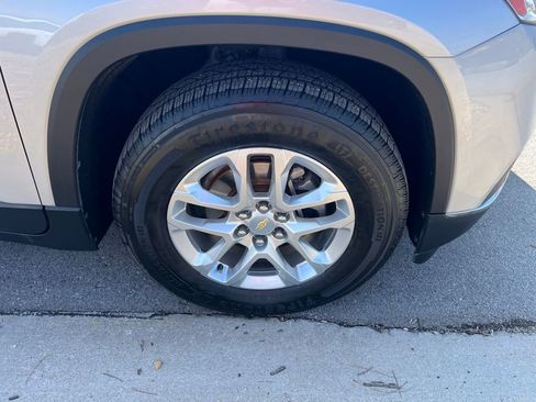 Used 2019 Chevrolet Traverse LT w/ LPO, Floor Liner Package image 12