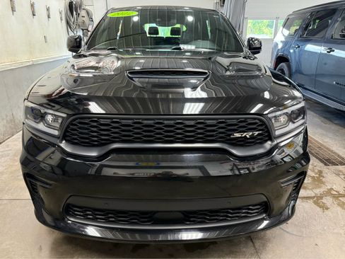 Used 2022 Dodge Durango SRT w/ Technology Group AWD/4WD image 2