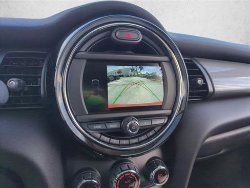 Used 2019 MINI Cooper 2-Door Hardtop w/ Storage Package image 9