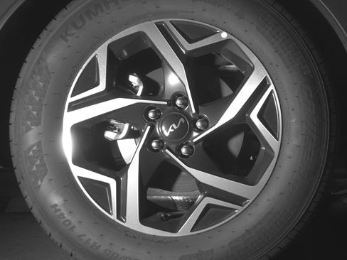 Used 2025 Kia Sportage LX image 15