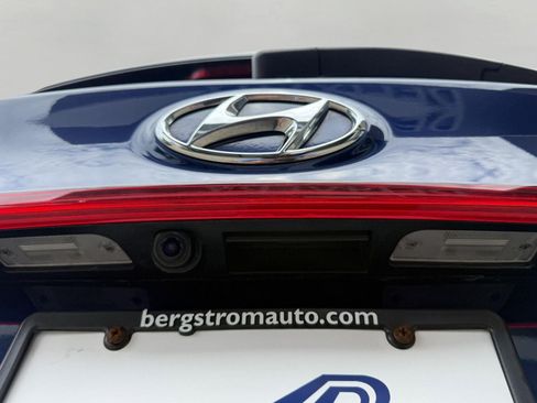 Used 2023 Hyundai Santa Fe Limited AWD/4WD image 12