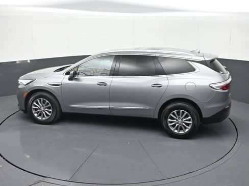 Used 2023 Buick Enclave Essence AWD/4WD image 24