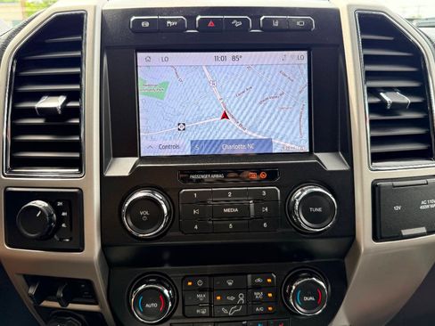 Used 2020 Ford F350 Lariat w/ Lariat Ultimate Package AWD/4WD image 29