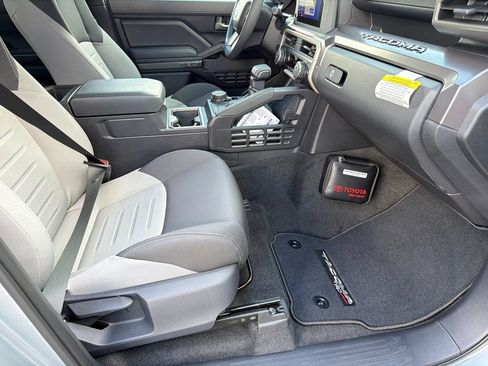 New 2026 Toyota Tacoma 4x4 Double Cab image 11