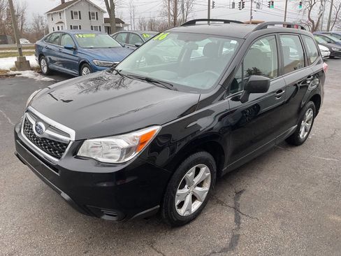 Used 2016 Subaru Forester 2.5i w/ Alloy Wheel Package image 7